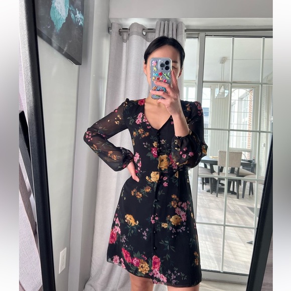 Aritzia Wilfred Nazaire Dress - Picture 1 of 5